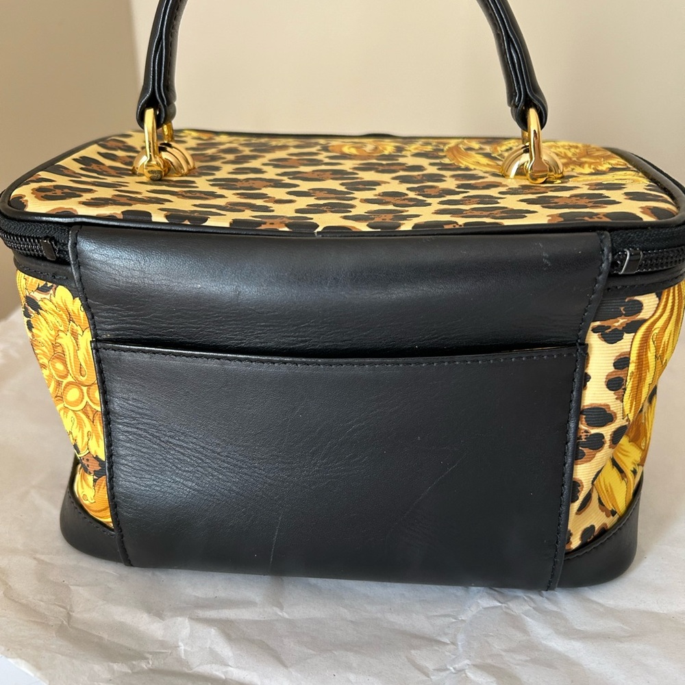 Versace Vanity Bag bundle - Picture 4 of 9